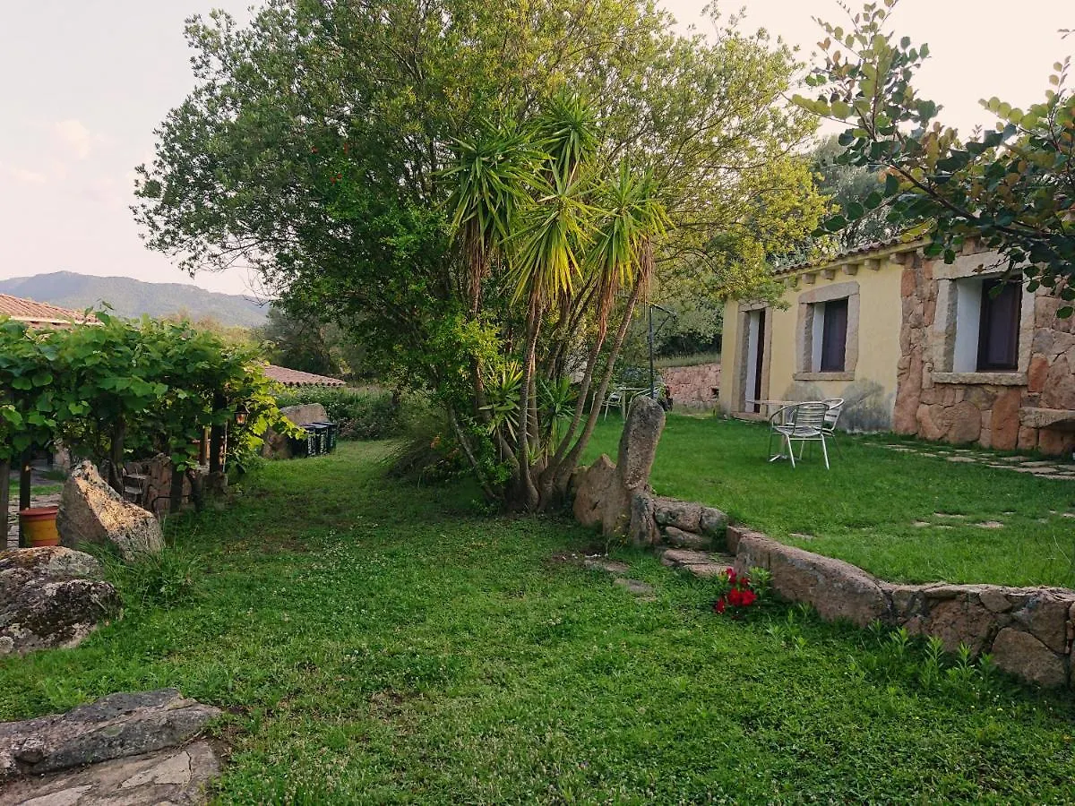 Agriturismo Desole Monti 0*,