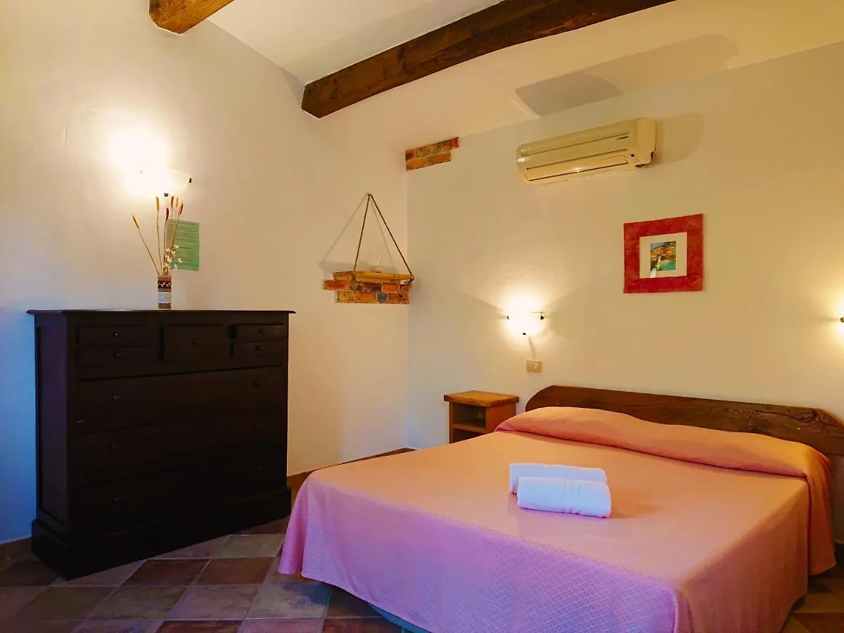 Agriturismo Desole Monti 0*,